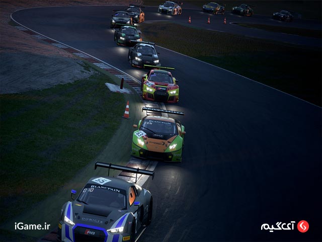مخیط جذاب بازی Assetto Corsa Competizione