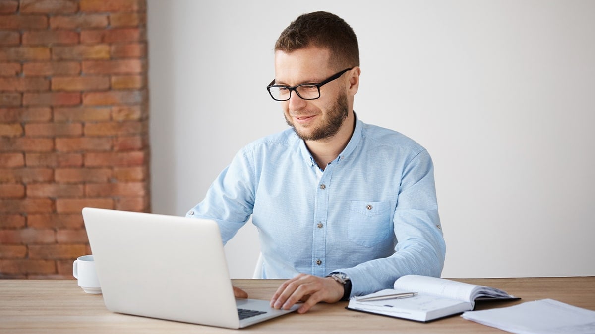 پروفایل حرفه ای برای رزومه